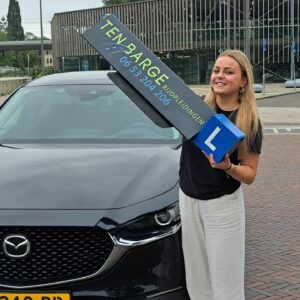 Michelle is geslaagd Michelle heeft haar rijbewijs gehaald