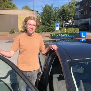 Ruben is geslaagd Ruben heeft zijn rijbewijs gehaald